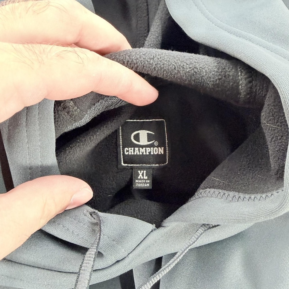 Champion Hoodie Mens XL Gray Fleece Pullover Kangaroo Pocket Logo Sweatshirt - Picture 3 of 16
